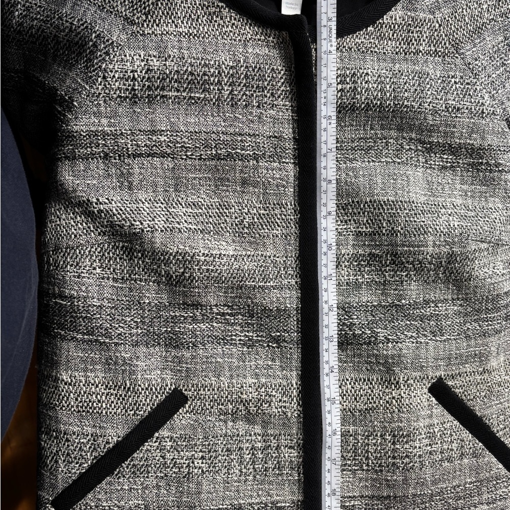 Women's Black and Gray Tweed Jacket - Picture 9 of 11